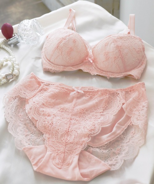 BRADELIS NEWYORK(ブラデリスニューヨーク)の「ブラデリス ジャスミンステップ1ブラ 育乳補正 補整 「STEP1 '集める'」 【ピンクベージュ】(ブラジャー・レディース・ピンクベージュ・B65/B70/B75/C65/C70/C75/D65/D70/D75/D80/E70/E75/E80/F65/F70/F75/F80/G75/G80/G85/E65/G70)」の4枚目の写真