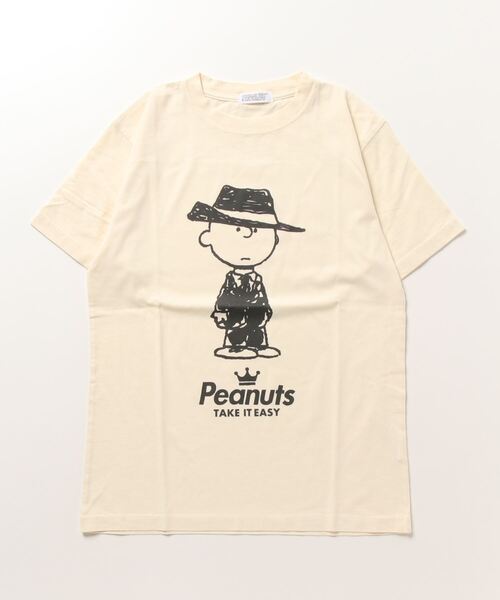 PEANUTS(ピーナッツ)の「PEANUTS スーツイラストプリント ピグメント加工 半袖Tシャツ(Tシャツ/カットソー・レディース・ホワイト系/ホワイト系1/ホワイト/アイボリー系/アイボリー系1/アイボリー・LL/4L/3L/M/S/L)」の3枚目の写真