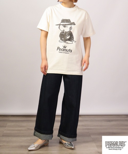 PEANUTS(ピーナッツ)の「PEANUTS スーツイラストプリント ピグメント加工 半袖Tシャツ(Tシャツ/カットソー・レディース・ホワイト系/ホワイト系1/ホワイト/アイボリー系/アイボリー系1/アイボリー・LL/4L/3L/M/S/L)」の13枚目の写真