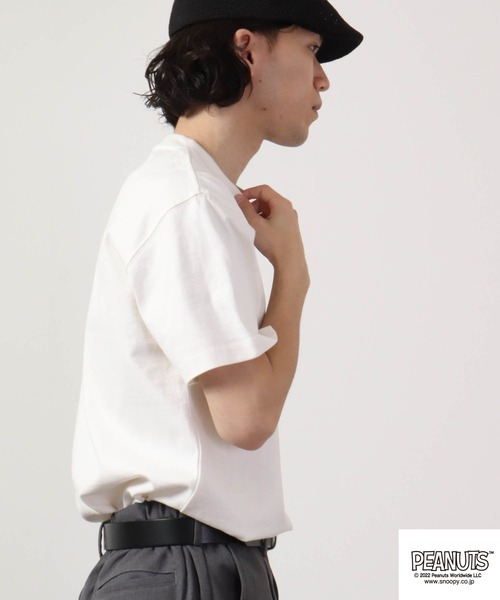PEANUTS(ピーナッツ)の「PEANUTS スーツイラストプリント ピグメント加工 半袖Tシャツ(Tシャツ/カットソー・レディース・ホワイト系/ホワイト系1/ホワイト/アイボリー系/アイボリー系1/アイボリー・LL/4L/3L/M/S/L)」の19枚目の写真