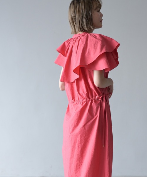 HERENCIA(ヘレンチア)の「アシンメトリー フリルカラー マルチウェイ ワンピース ドレス(ドレス・レディース・レッド/ブラック/ブルー・FREE)」の14枚目の写真