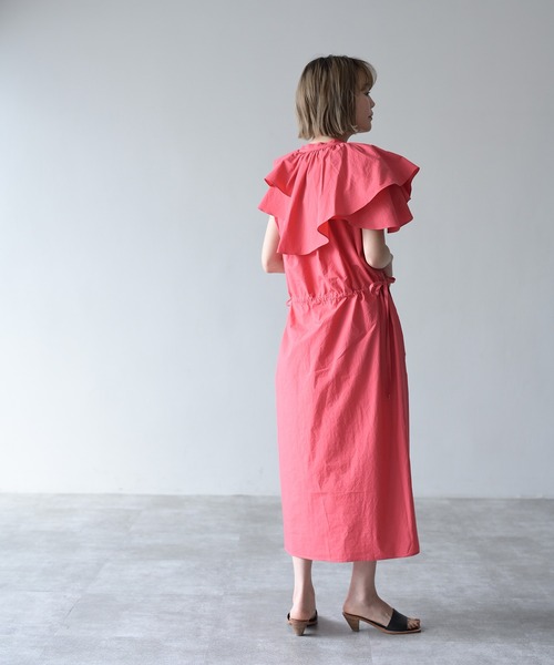 HERENCIA(ヘレンチア)の「アシンメトリー フリルカラー マルチウェイ ワンピース ドレス(ドレス・レディース・レッド/ブラック/ブルー・FREE)」の20枚目の写真