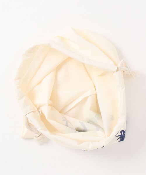 kladskap（クレードスコープ）の「【WEB限定】【クレードスコープ】恐竜柄巾着（バックパック/リュック・キッズ・ネイビー/アイボリー・FREE）」の3枚目の写真