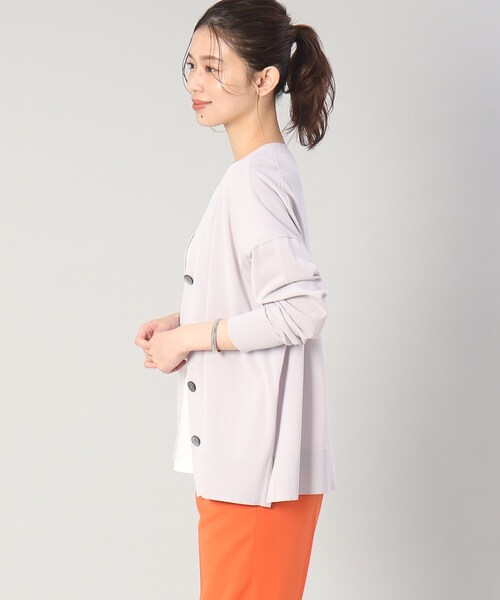 UNTITLED（アンタイトル）の「◆◆【さらっと羽織れる／ゆったり】Vネック ワイドシルエットカーディガン（カーディガン/ボレロ・レディース・ピンク系/ホワイト系3/ブラック/サンドベージュ/グレー系/ライトブルー/ダークブラウン・48/44/02/04/00）」の9枚目の写真