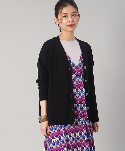 UNTITLED（アンタイトル）の「◆◆【さらっと羽織れる／ゆったり】Vネック ワイドシルエットカーディガン（カーディガン/ボレロ・レディース・ピンク系/ホワイト系3/ブラック/サンドベージュ/グレー系/ライトブルー/ダークブラウン・48/44/02/04/00）」の15枚目の写真