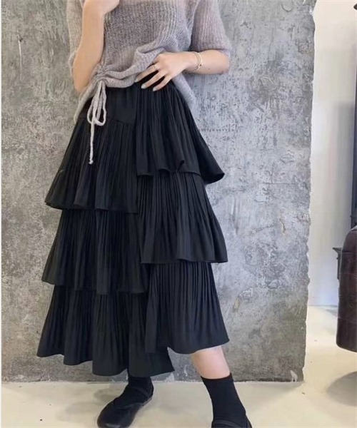 FREE STYLISTS(フリー スタイリスト)の「フリルアシンメトリーティアードスカート(スカート・レディース・オフホワイト/グレー/ベージュ/ブラック・FREE)」の3枚目の写真