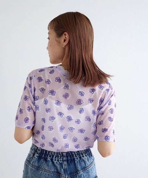 w closet(ダブルクローゼット)の「フラワー柄メッシュトップス(Tシャツ/カットソー・レディース・イエロー/ラベンダー/グレー・FREE)」の21枚目の写真