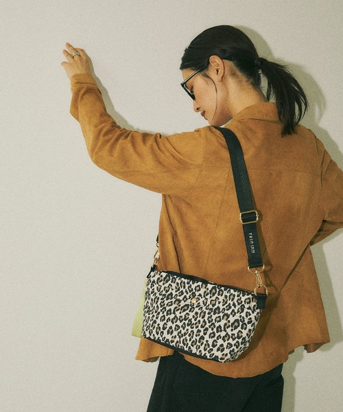 TRIP.INN】2WAYポケット横型ショルダーバッグ M（ショルダーバッグ