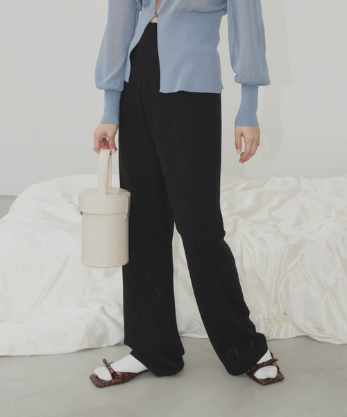GIUNON(ジウノン)の「long flare knit pants / ロングフレアニットパンツ(その他パンツ・レディース・ブラック/グレー・0/1)」の13枚目の写真