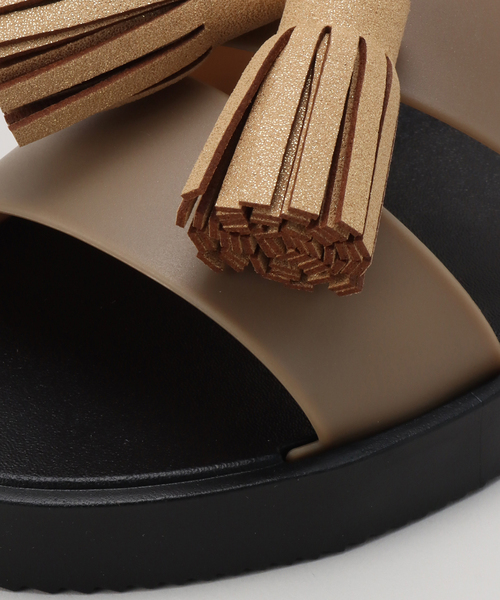 TEMPERATE（テンパレイト）の「【TEMPERATE/テンパレイト】 PVCタッセルツキサンダル（サンダル・レディース・ブラウン・40/36/38）」の8枚目の写真