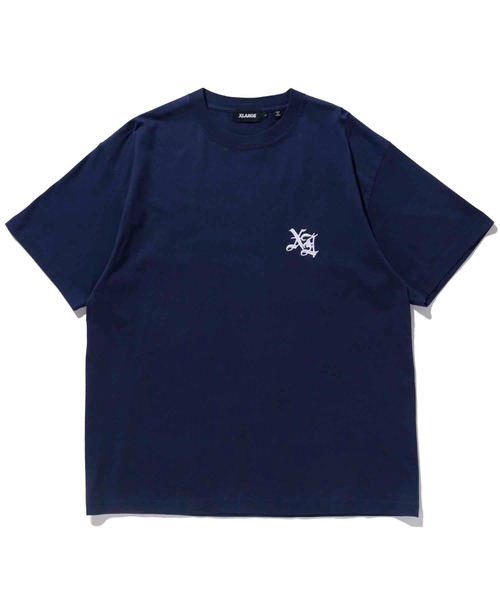 XLARGE(エクストララージ)の「OLD ENGLISH S/S TEE(Tシャツ/カットソー・メンズ・ネイビー/ブラック/ホワイト・S/M/XL/L)」の4枚目の写真