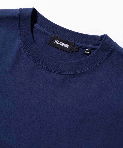XLARGE(エクストララージ)の「OLD ENGLISH S/S TEE(Tシャツ/カットソー・メンズ・ネイビー/ブラック/ホワイト・S/M/XL/L)」の6枚目の写真
