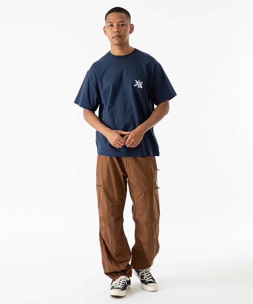 XLARGE(エクストララージ)の「OLD ENGLISH S/S TEE(Tシャツ/カットソー・メンズ・ネイビー/ブラック/ホワイト・S/M/XL/L)」の16枚目の写真