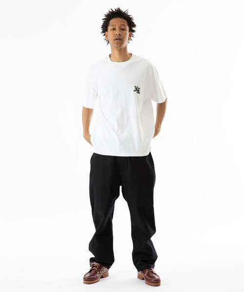 XLARGE(エクストララージ)の「OLD ENGLISH S/S TEE(Tシャツ/カットソー・メンズ・ネイビー/ブラック/ホワイト・S/M/XL/L)」の19枚目の写真