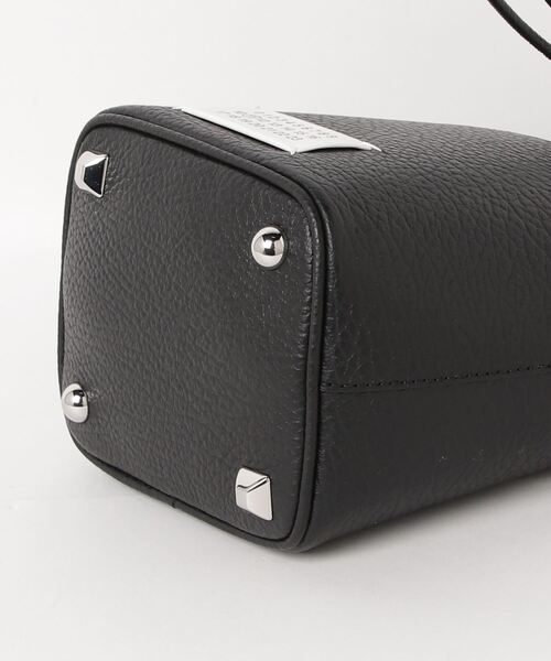 TATRAS CONCEPT STORE（タトラスコンセプトストア）の「Maison Margiela(メゾンマルジェラ) 5AC BUCKET SMALL（ショルダーバッグ・レディース・ブラック・F）」の8枚目の写真