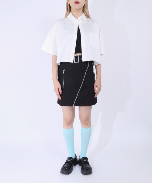 PUNYUS（プニュズ）の「クロップド半袖シャツ（シャツ/ブラウス・レディース・ホワイト・1/2/3/4）」の4枚目の写真