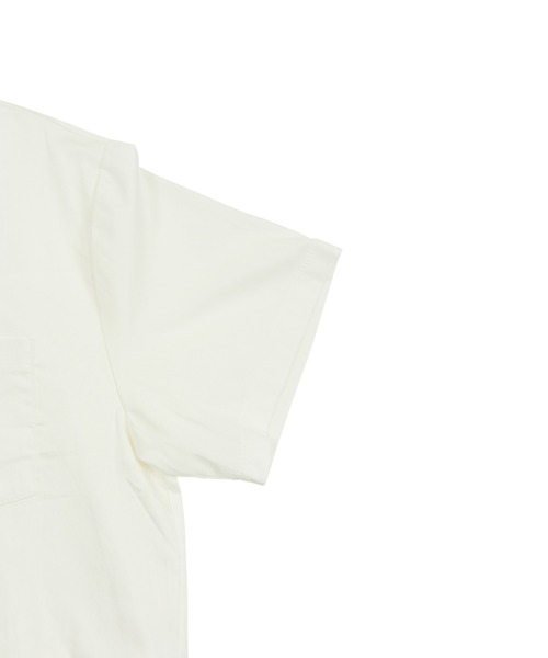 PUNYUS（プニュズ）の「クロップド半袖シャツ（シャツ/ブラウス・レディース・ホワイト・1/2/3/4）」の6枚目の写真