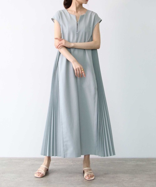 MARECHAL TERRE(マルシャルテル)の「【MARECHAL TERRE / マルシャル テル】サイドプリーツオールインワン(つなぎ/オールインワン・レディース・ブラック/グリーン・38)」の2枚目の写真