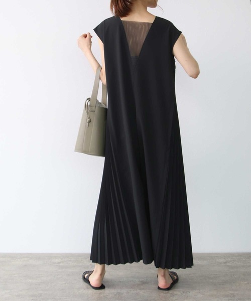 MARECHAL TERRE(マルシャルテル)の「【MARECHAL TERRE / マルシャル テル】サイドプリーツオールインワン(つなぎ/オールインワン・レディース・ブラック/グリーン・38)」の9枚目の写真