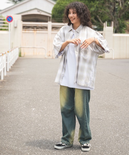 WEGO（ウィゴー）の「WEGO/オンブレチェックビッグシャツ（シャツ/ブラウス・メンズ・ブラック系その他2/グレー系その他2・MEDIUM/LARGE）」の5枚目の写真