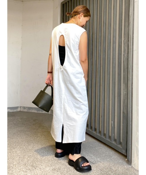 d.i.a 背中ガン開きワンピ HEILIS（ヘイリス）の「《hideka select》バックオープン
