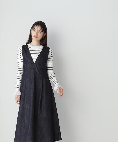 NATURAL BEAUTY BASIC（ナチュラルビューティーベーシック）の「デニムライクシリーズ ジャンパースカート（ジャンパースカート・レディース・ネイビー・SMALL/MEDIUM）」の2枚目の写真