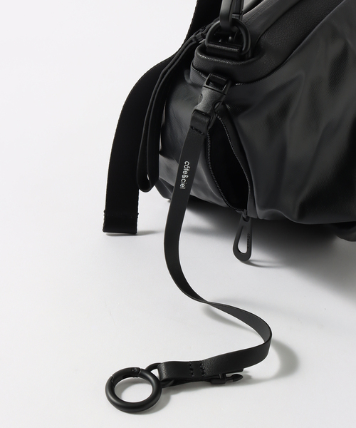 Cote&Ciel(コートエシエル)の「COTE&CIEL ORNE / 29049(ショルダーバッグ・メンズ・ブラック・FREE)」の15枚目の写真