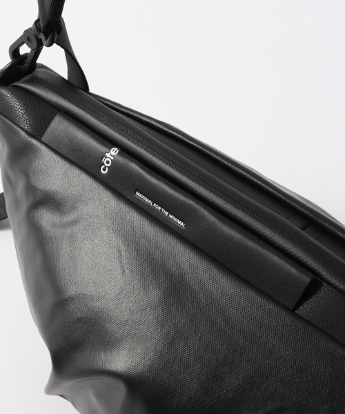 Cote&Ciel(コートエシエル)の「COTE&CIEL ORNE / 29049(ショルダーバッグ・メンズ・ブラック・FREE)」の20枚目の写真
