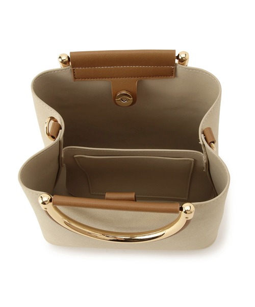 ROPE' PICNIC（ロペピクニック）の「【CM着用商品】Dメタルハンドル ミドルトート&ショルダーバック（ショルダーバッグ・レディース・ブラック/ブラウン/グレー/ベージュ・FREE）」の9枚目の写真