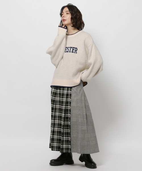 niko and...（ニコアンド）の「アソートロゴクルーニットプルオーバー（ニット/セーター・レディース・ブラック/パープル/アイボリー/グレー・LARGE/MEDIUM）」の16枚目の写真