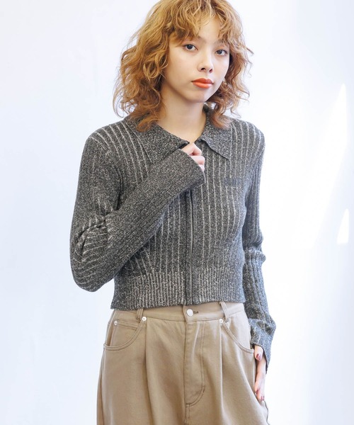 PAGEBOY（ページボーイ）の「PBLIM/ジップタイトニット（ニット/セーター・レディース・カーキ/ブラック・FREE）」の4枚目の写真