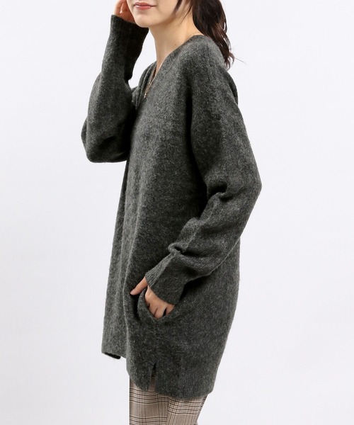 GLOBAL WORK Smile Seed Store（グローバルワーク スマイルシードストア）の「ストレッチブークレＶネックチュニック/908068（ニット/セーター・レディース・ライトグレー/モカ/チャコール/アイボリー・SMALL/LARGE/X-LARGE/MEDIUM）」の12枚目の写真