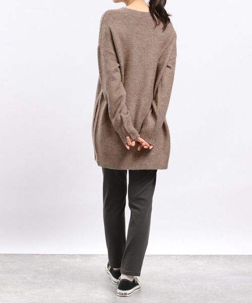 GLOBAL WORK Smile Seed Store（グローバルワーク スマイルシードストア）の「ストレッチブークレＶネックチュニック/908068（ニット/セーター・レディース・ライトグレー/モカ/チャコール/アイボリー・SMALL/LARGE/X-LARGE/MEDIUM）」の18枚目の写真