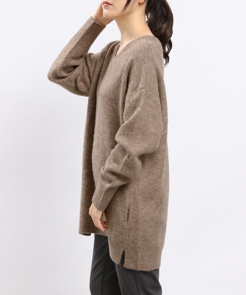 GLOBAL WORK Smile Seed Store（グローバルワーク スマイルシードストア）の「ストレッチブークレＶネックチュニック/908068（ニット/セーター・レディース・ライトグレー/モカ/チャコール/アイボリー・SMALL/LARGE/X-LARGE/MEDIUM）」の21枚目の写真