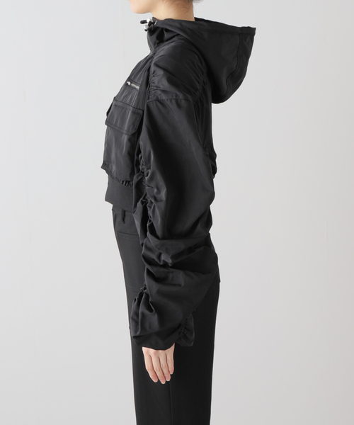 ANNA SUI NYC(アナ スイ エヌ ワイ シー)の「【ANNA SUI NYC/ アナスイエヌワイシー】シャカ2シャーリングショートMA-1(MA-1・レディース・ブラック・FREE)」の4枚目の写真