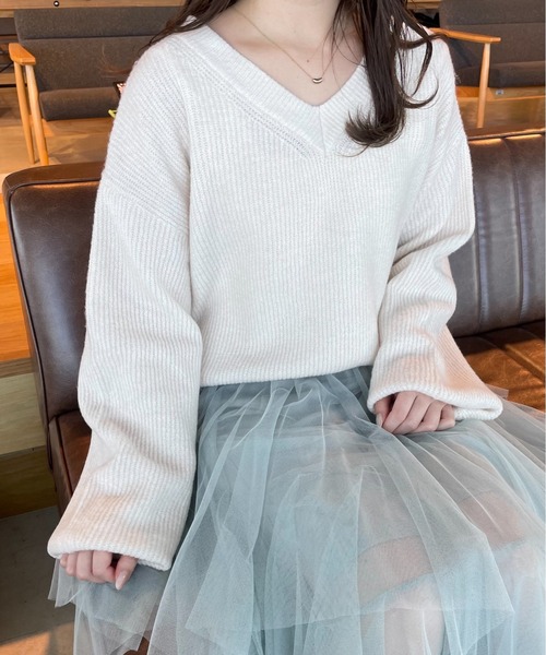 mysty woman（ミスティウーマン）の「【WEB限定】アイスクリームVネックニット　102204（ニット/セーター・レディース・グレー系その他/桜/ピンク/チョコ/ホワイト系その他/パープル系その他/ベージュ系その他/グリーン系その他・FREE）」の2枚目の写真