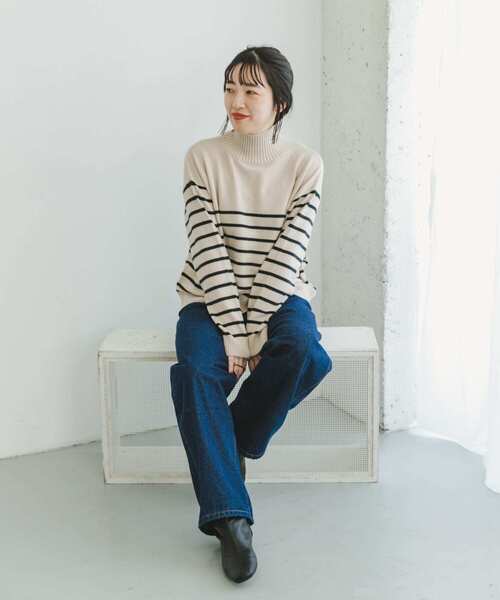 ITEMS URBANRESEARCH（アイテムズ アーバンリサーチ）の「『洗濯可』ハイネックボーダーニットプルオーバー（ニット/セーター・レディース・ホワイト系その他/ブラック系その他/ブラウン系その他・FREE）」の5枚目の写真