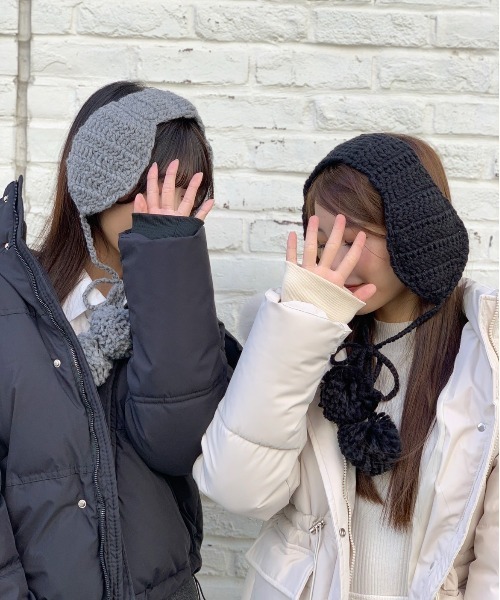 Silly（シリー）の「【可愛く防寒対策！】ぽんぽんニットイヤーマフ（イヤーマフ・レディース・アイボリー/グレー/ブラック/レッド・FREE）」の18枚目の写真
