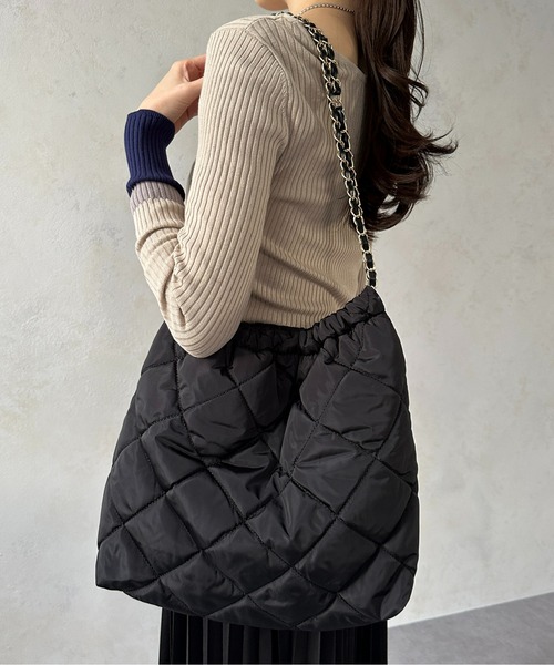 Thevon（ゼボン）の「ナイロンキルティングトートバッグ（トートバッグ・レディース・ブラック/ベージュ/オフホワイト・FREE）」の2枚目の写真