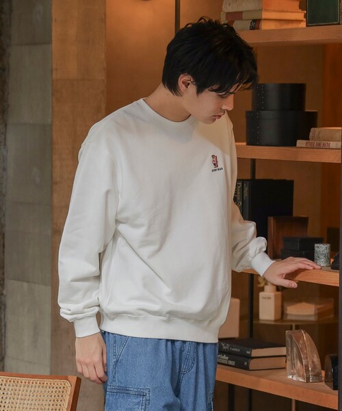 BEAMS HEART(ビームスハート)の「サーフベアー ビッグ スウェット(スウェット・メンズ・ホワイト/ナチュラル・LARGE/SMALL/MEDIUM)」の5枚目の写真