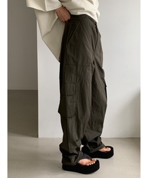 【DIDOT.】ヒップ ステッチ ナイロン カーゴパンツ