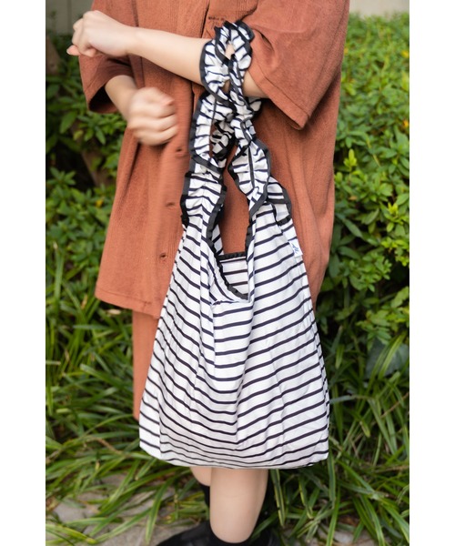 MILLER(ミラー)の「【 Robert P. Miller / ロバート・ピー・ミラー 】 パッカブル仕様 フリル ショルダーバッグ DRE 4S8-PRP100(トートバッグ・レディース・ブラック/ブラウン・FREE)」の9枚目の写真