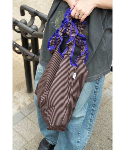 MILLER(ミラー)の「【 Robert P. Miller / ロバート・ピー・ミラー 】 パッカブル仕様 フリル ショルダーバッグ DRE 4S8-PRP100(トートバッグ・レディース・ブラック/ブラウン・FREE)」の5枚目の写真