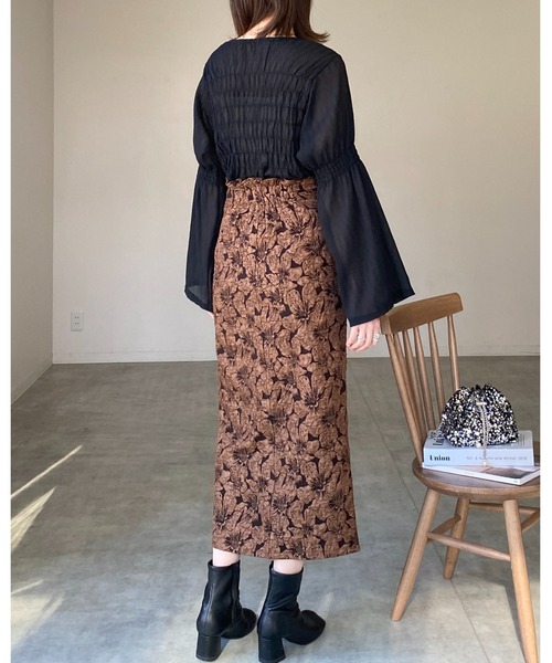 She's Closet(シーズクローゼット)の「長袖フレアスリーブシャーリングギャザーシアーペプラムブラウス(シャツ/ブラウス・レディース・ブラック/アイボリー・FREE)」の12枚目の写真