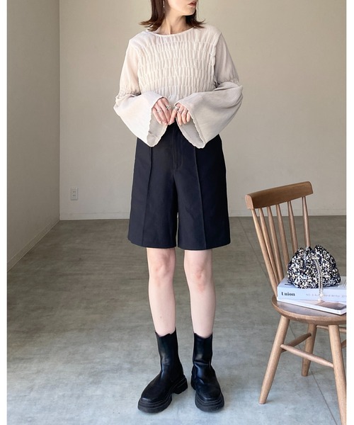 She's Closet(シーズクローゼット)の「長袖フレアスリーブシャーリングギャザーシアーペプラムブラウス(シャツ/ブラウス・レディース・ブラック/アイボリー・FREE)」の15枚目の写真
