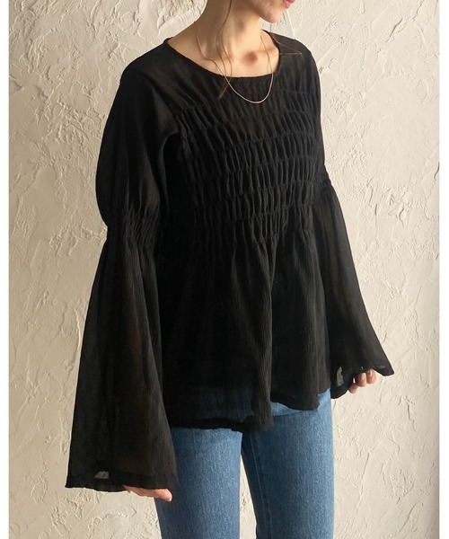 She's Closet(シーズクローゼット)の「長袖フレアスリーブシャーリングギャザーシアーペプラムブラウス(シャツ/ブラウス・レディース・ブラック/アイボリー・FREE)」の5枚目の写真