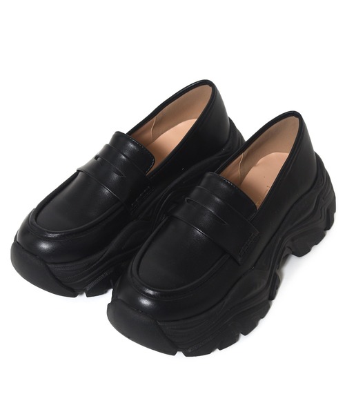 w closet（ダブルクローゼット）の「スニーカーローファー（ローファー・レディース・オフホワイト/ブラック・M/L）」の3枚目の写真