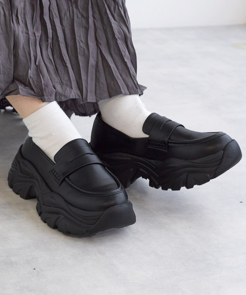 w closet（ダブルクローゼット）の「スニーカーローファー（ローファー・レディース・オフホワイト/ブラック・M/L）」の10枚目の写真