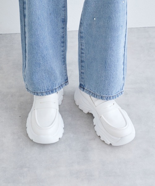 w closet（ダブルクローゼット）の「スニーカーローファー（ローファー・レディース・オフホワイト/ブラック・M/L）」の14枚目の写真