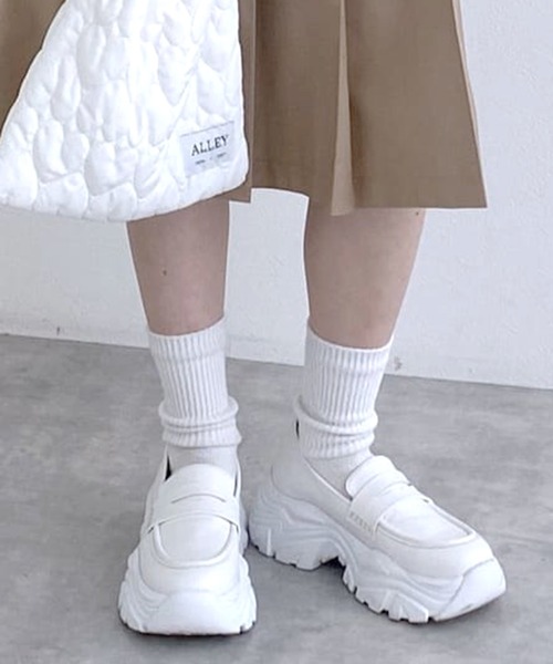 w closet（ダブルクローゼット）の「スニーカーローファー（ローファー・レディース・オフホワイト/ブラック・M/L）」の17枚目の写真